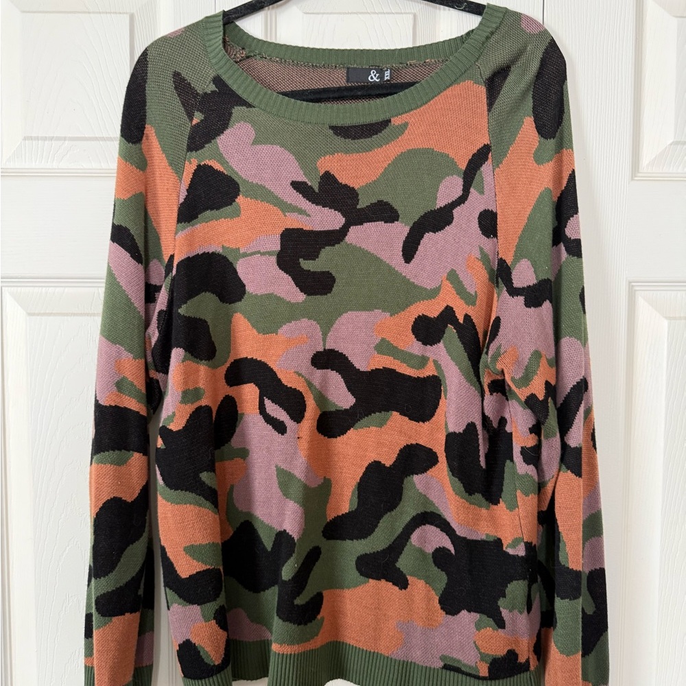 AMPERSAND AVE Camouflage Crew Neck Sweater